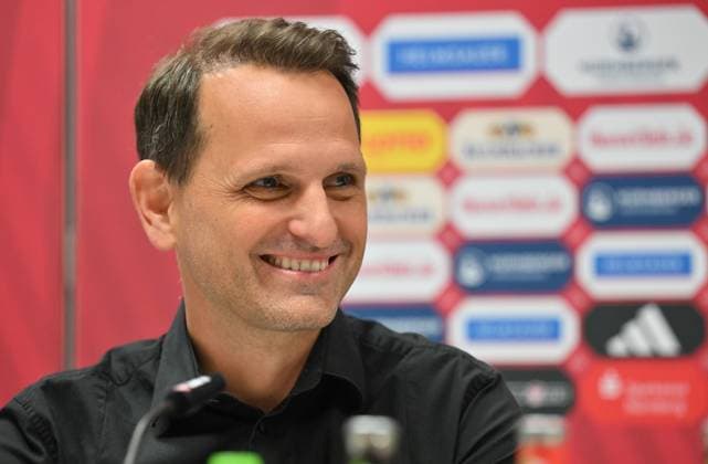 11.06.2024 - 1. FC Nürnberg Nuernberg FCN Club - Medientermin - Pressekonferenz Vorstellung neuer Trainer Cheftrainer - - xwoxzix - Joti Chatzialexiou ( Vorstand 1. FC Nürnberg FCN )