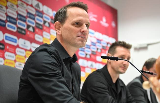 11.06.2024 - 1. FC Nürnberg Nuernberg FCN Club - Medientermin - Pressekonferenz Vorstellung neuer Trainer Cheftrainer - - xwoxzix - Joti Chatzialexiou ( Vorstand 1. FC Nürnberg FCN )