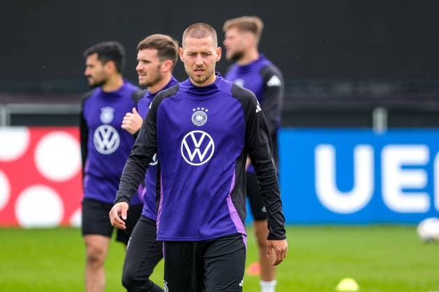 Waldemar Anton (Deutschland , 16), GER, DFB, Training, Fussball Herren Nationalmannschaft Deutschland, UEFA Fussball Europameisterschaft 2024, Herzogenaurach 11.06.2024. GER, DFB, Training, Fussball Herren Nationalmannschaft Deutschland, UEFA Fussball Europameisterschaft 2024, Herzogenaurach 11.06.2024. Herzogenaurach Copyright: xEibner-Pressefoto FlorianxWieganx EP_FWD