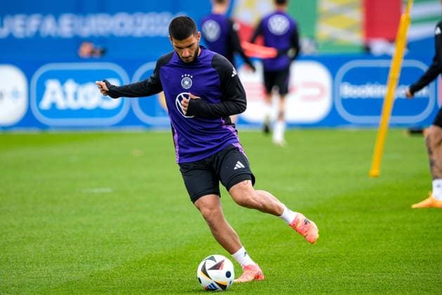 Deniz Undav (Deutschland , 26) am Ball, GER, DFB, Training, Fussball Herren Nationalmannschaft Deutschland, UEFA Fussball Europameisterschaft 2024, Herzogenaurach 11.06.2024. GER, DFB, Training, Fussball Herren Nationalmannschaft Deutschland, UEFA Fussball Europameisterschaft 2024, Herzogenaurach 11.06.2024. Herzogenaurach Copyright: xEibner-Pressefoto FlorianxWieganx EP_FWD