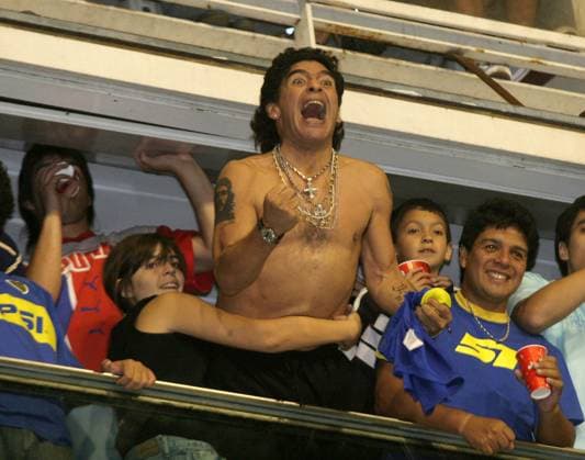 Diego Maradona y su hija Dalma en el palco de la cancha de Boca. FINAL COPA SUDAMERICANA 18 12 2005 *** Diego Maradona and his daughter Dalma in the Boca stadium box SUDAMERICANA CUP FINAL 12 18 2005 Copyright: xxx