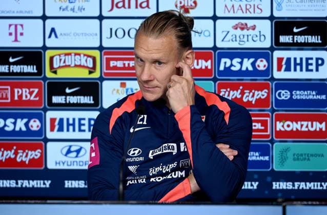 EURO 2024, Nationalteam Kroatien, Pressekonferenz Croatia EURO 2024 press conference, PK, Pressekonferenz Domagoj Vida of Croatia speak during a Croatia national team, Nationalteam press conference at UEFA EURO, EM, Europameisterschaft,Fussball 2024 Croatia base camp in Neuruppin, Germany on June 11, 2024. MarkoxLukunic PIXSELL