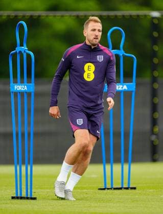 Harry Kane of England England Training Session and press conference, PK, Pressekonferenz UEFA European Championship, EM, Europameisterschaft 2024, Group C, Football, Spa & Golf Resort Weimarer Land, Blankenhain, Germany, 12 Jun 2024 EDITORIAL USE ONLY No use with unauthorised audio, video, data, fixture lists, club league logos or live services. Online in-match use limited to 120 images, no video emulation. No use in betting, games or single club league player publications.  Copyright: xDavexShopland Shutterstockx 14523751c