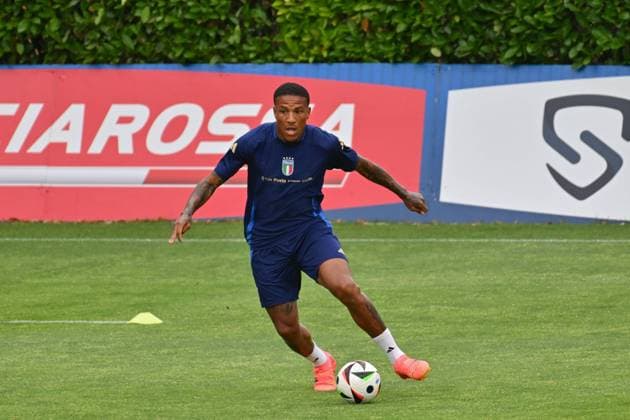 Florence, Italy: Italian player Michael Folorunsho during Italy training session, UEFA European Football Championship in Florence, Italy, June 08 2024 UEFA European Football Championship - Italy training session  - ZUMAp169 20240612_zsa_p169_405_20240612 Copyright: xLisaxGuglielmi IPAxSportx