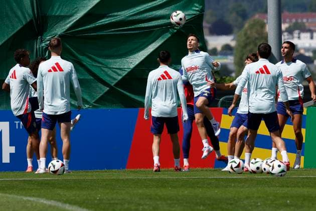 Spanish national team, Nationalteam s training session at the SV Aasen Sports Center in Donaueschingen, Germany, 12 June 2024. Spain will face Croatia in an Euro 2024 soccer match at Olympiastadion stadium in Berlin on 15 June. Spain training session in Germany !ACHTUNG: NUR REDAKTIONELLE NUTZUNG!  Copyright: xJ.J.xGuillenx GRAF9275 20240612-55013848233_1_20240612