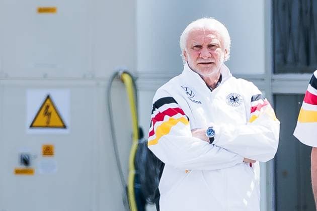 Sport Bilder des Tages Trainingslager Vorbereitung UEFA EURO 2024 Deutschland; 12.06.2024 Rudi Völler (DFB Direktor A-Nationalmannschaft) Trainingslager Vorbereitung UEFA EURO 2024 Deutschland - Training; HerzoBase, Herzogenaurach am 12.06.2024 Copyright: xBEAUTIFULxSPORTS Wunderlx