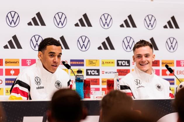 Trainingslager Vorbereitung UEFA EURO 2024 Deutschland; 12.06.2024 Jamal Musiala (Deutschland, 10) und Florian Wirtz (Deutschland, 17) Trainingslager Vorbereitung UEFA EURO 2024 Deutschland - Pressekonferenz; HerzoBase, Herzogenaurach am 12.06.2024 Copyright: xBEAUTIFULxSPORTS Wunderlx