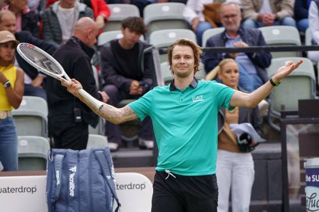 BOSS Open ATP, Tennis Herren 250 2024; Stuttgart, 12.06.2024 Alexander Bublik (KAZ, Kazasachstan); BOSS Open 2024, ATP 250, Anlage des TC Weissenhof am 12.06.2024, Stuttgart. Copyright: xBEAUTIFULxSPORTSx Pajonkx
