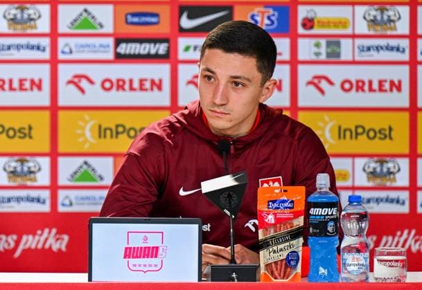 2024.06.12 Hanower Mistrzostwa Europy w Pi?ce No?nej 2024 - konferencja prasowa reprezentacji Polski N z Bartosz Slisz Foto PressFocus 2024.05.12 Hanover UEFA European Championship, EM, Europameisterschaft - press conference, PK, Pressekonferenz team Poland Bartosz Slisz Credit: PressFocus NEWSPIX.PL --- Newspix.pl  20240612_pf_0103