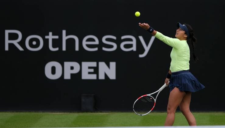 12th June 2024; Lexus Nottingham Tennis Centre, Nottingham, England; Rothesay Nottingham Open, Day 3; Heather Watson serves to Karolina Pliskova, womens singles  ActionPlus1265374620240612 PaulxBonser