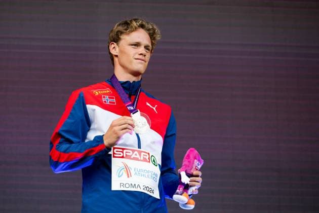 240612 Sander Aae Skotheim of Norway celebrates on the podium after men s decathlon during day 6 of the 2024 European Athletics Championships on June 12, 2024 in Rome. Photo: Vegard Grott BILDBYRAN kod VG VG0622 bbeng friidrott athletics friidrett friidrotts-em em friidretts-em 2024 european athletics championships jubel Copyright: VEGARDxGRoTT BB240612VG004_20240612