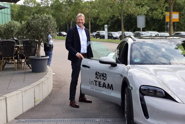 12.06.24 VfB Stuttgart Premierenveranstaltung Dokumentation VfBinTeam als Kinofilm Deutschland, Leonberg, 12.06.2024, Fussball, Bundesliga, VfB Stuttgart, Premierenveranstaltung Dokumentation VfBinTeam als Kinofilm im Traumpalast Kino Leonberg: Guido Buchwald.