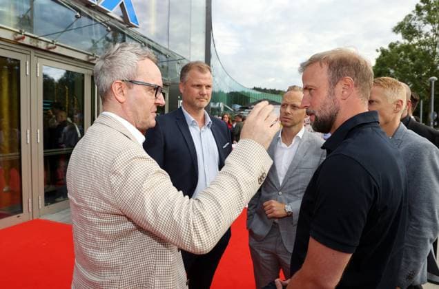 12.06.24 VfB Stuttgart Premierenveranstaltung Dokumentation VfBinTeam als Kinofilm Deutschland, Leonberg, 12.06.2024, Fussball, Bundesliga, VfB Stuttgart, Premierenveranstaltung Dokumentation VfBinTeam als Kinofilm im Traumpalast Kino Leonberg: v.l. Alexander Wehrle, Fabian Wohlgemuth, Rouven Kasper, Sebastian Hoeneß.