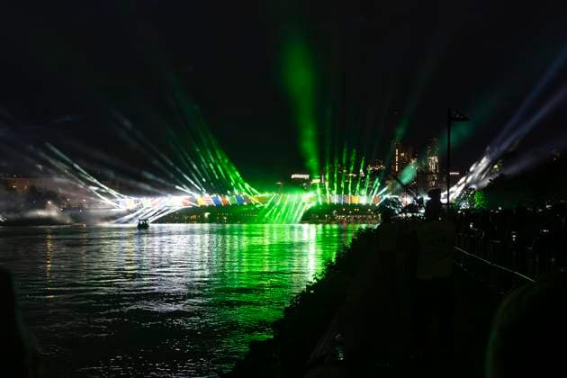 Lichtershow Flößerbrücke Frankfurt am Main zur Eröffnung der Fanmeile, 12.06.2024 Lichtershow Flößerbrücke Frankfurt, Frankfurt am Main, Weseler Werft, 12.6.2024 Copyright: xBEAUTIFULxSPORTS Gawlikx