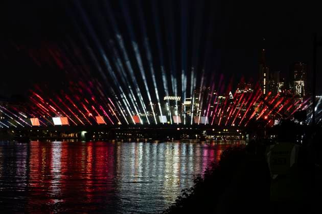 Lichtershow Flößerbrücke Frankfurt am Main zur Eröffnung der Fanmeile, 12.06.2024 Lichtershow Flößerbrücke Frankfurt, Frankfurt am Main, Weseler Werft, 12.6.2024 Copyright: xBEAUTIFULxSPORTS Gawlikx