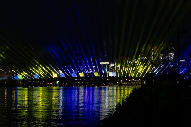 Lichtershow Flößerbrücke Frankfurt am Main zur Eröffnung der Fanmeile, 12.06.2024 Lichtershow Flößerbrücke Frankfurt, Frankfurt am Main, Weseler Werft, 12.6.2024 Copyright: xBEAUTIFULxSPORTS Gawlikx