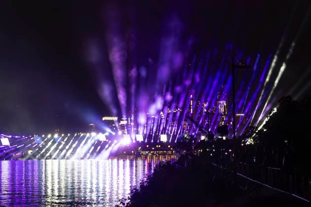 Lichtershow Flößerbrücke Frankfurt am Main zur Eröffnung der Fanmeile, 12.06.2024 Lichtershow Flößerbrücke Frankfurt, Frankfurt am Main, Weseler Werft, 12.6.2024 Copyright: xBEAUTIFULxSPORTS Gawlikx