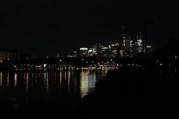 Lichtershow Flößerbrücke Frankfurt am Main zur Eröffnung der Fanmeile, 12.06.2024 Lichtershow Flößerbrücke Frankfurt, Frankfurt am Main, Weseler Werft, 12.6.2024 Copyright: xBEAUTIFULxSPORTS Gawlikx