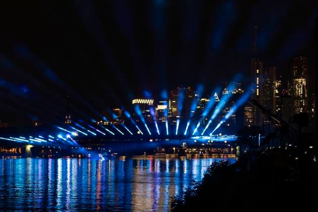 Lichtershow Flößerbrücke Frankfurt am Main zur Eröffnung der Fanmeile, 12.06.2024 Lichtershow Flößerbrücke Frankfurt, Frankfurt am Main, Weseler Werft, 12.6.2024 Copyright: xBEAUTIFULxSPORTS Gawlikx