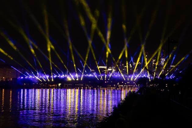 Lichtershow Flößerbrücke Frankfurt am Main zur Eröffnung der Fanmeile, 12.06.2024 Lichtershow Flößerbrücke Frankfurt, Frankfurt am Main, Weseler Werft, 12.6.2024 Copyright: xBEAUTIFULxSPORTS Gawlikx