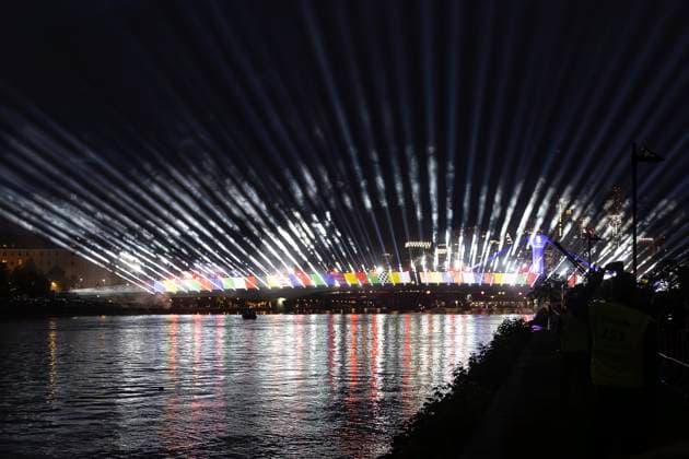 Lichtershow Flößerbrücke Frankfurt am Main zur Eröffnung der Fanmeile, 12.06.2024 Lichtershow Flößerbrücke Frankfurt, Frankfurt am Main, Weseler Werft, 12.6.2024 Copyright: xBEAUTIFULxSPORTS Gawlikx