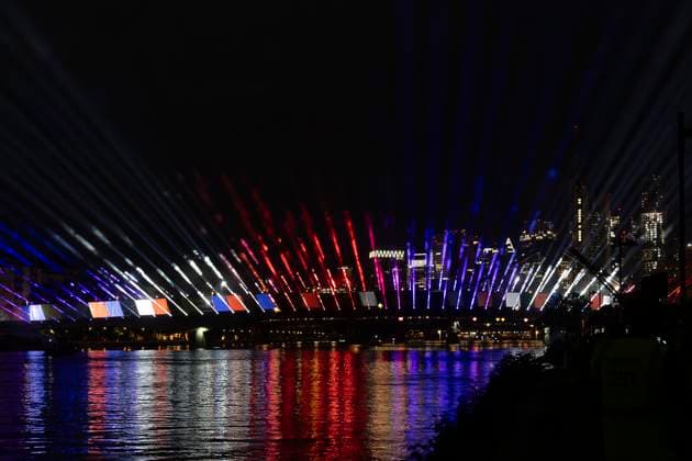 Lichtershow Flößerbrücke Frankfurt am Main zur Eröffnung der Fanmeile, 12.06.2024 Lichtershow Flößerbrücke Frankfurt, Frankfurt am Main, Weseler Werft, 12.6.2024 Copyright: xBEAUTIFULxSPORTS Gawlikx