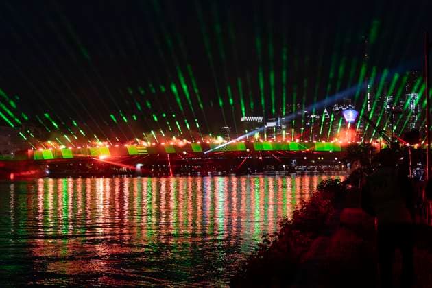 Lichtershow Flößerbrücke Frankfurt am Main zur Eröffnung der Fanmeile, 12.06.2024 Lichtershow Flößerbrücke Frankfurt, Frankfurt am Main, Weseler Werft, 12.6.2024 Copyright: xBEAUTIFULxSPORTS Gawlikx