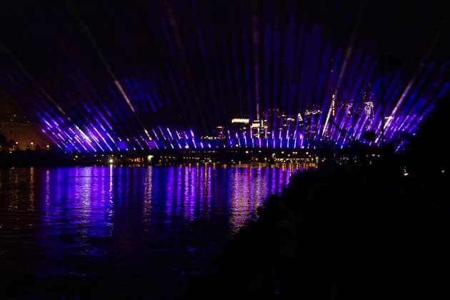 Lichtershow Flößerbrücke Frankfurt am Main zur Eröffnung der Fanmeile, 12.06.2024 Lichtershow Flößerbrücke Frankfurt, Frankfurt am Main, Weseler Werft, 12.6.2024 Copyright: xBEAUTIFULxSPORTS Gawlikx