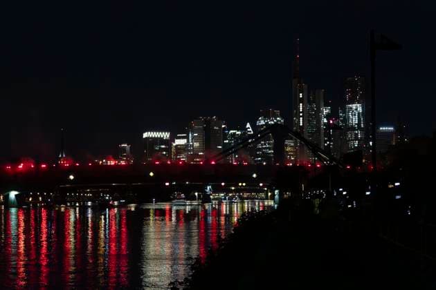 Lichtershow Flößerbrücke Frankfurt am Main zur Eröffnung der Fanmeile, 12.06.2024 Lichtershow Flößerbrücke Frankfurt, Frankfurt am Main, Weseler Werft, 12.6.2024 Copyright: xBEAUTIFULxSPORTS Gawlikx