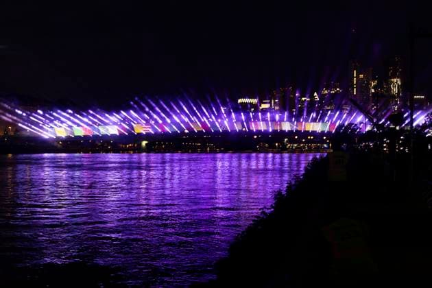 Lichtershow Flößerbrücke Frankfurt am Main zur Eröffnung der Fanmeile, 12.06.2024 Lichtershow Flößerbrücke Frankfurt, Frankfurt am Main, Weseler Werft, 12.6.2024 Copyright: xBEAUTIFULxSPORTS Gawlikx