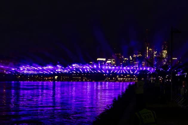 Lichtershow Flößerbrücke Frankfurt am Main zur Eröffnung der Fanmeile, 12.06.2024 Lichtershow Flößerbrücke Frankfurt, Frankfurt am Main, Weseler Werft, 12.6.2024 Copyright: xBEAUTIFULxSPORTS Gawlikx