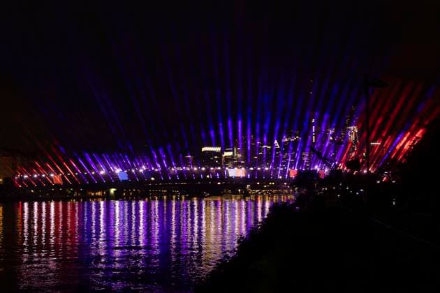 Lichtershow Flößerbrücke Frankfurt am Main zur Eröffnung der Fanmeile, 12.06.2024 Lichtershow Flößerbrücke Frankfurt, Frankfurt am Main, Weseler Werft, 12.6.2024 Copyright: xBEAUTIFULxSPORTS Gawlikx
