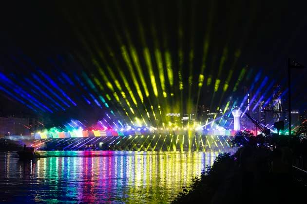 Lichtershow Flößerbrücke Frankfurt am Main zur Eröffnung der Fanmeile, 12.06.2024 Lichtershow Flößerbrücke Frankfurt, Frankfurt am Main, Weseler Werft, 12.6.2024 Copyright: xBEAUTIFULxSPORTS Gawlikx