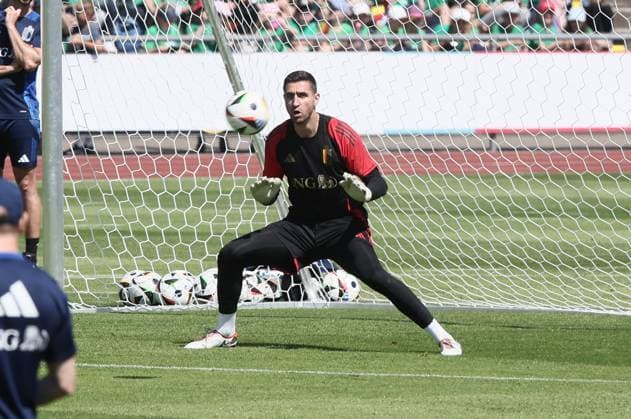 Belgium s goalkeeper Koen Casteels pictured during a training session of Belgian national soccer team Red Devils, Thursday 13 June 2024 at their base camp in Ludwigsburg, Germany, in preparation of the UEFA EURO, EM, Europameisterschaft,Fussball 2024 European Soccer Championships. The Red Devils play in Group F at the Euro 2024 European Championships in Germany. BRUNOxFAHY  x94459339_20240613x