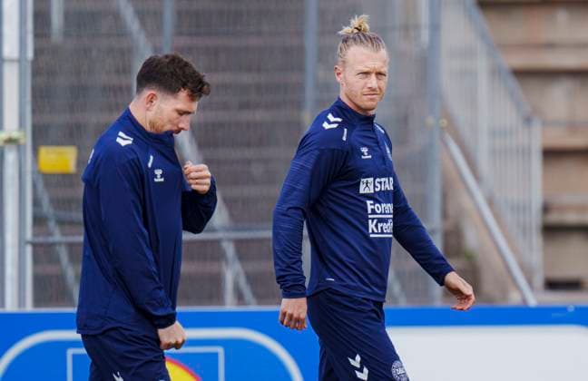 Danish players Simon Kjaer (R) and Pierre Emile Hoejbjerg during the national team, Nationalteam s training in Freudenstadt, Germany, Thursday, June 13, 2024. Denmark plays its first match on Sunday against Slovenia in EURO 2024 Group C. (Photo: Liselotte Sabroe Ritzau Scanpix) , Freudenstadt Tyskland Copyright: Ritzau Scanpix LiselottexSabroex spdk20240613-115144-L