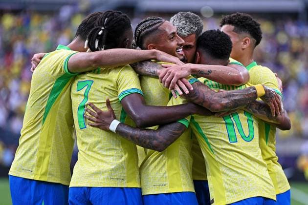 Sport Themen der Woche KW24 Sport Bilder des Tages 12th June 2024: Camping World Arena Florda, USA: International football friendly, USA versus Brazil: Rodrygo of Brazil celebrates his goal in the 17th minute for 0-1 with Raphinha  ActionPlus12654011 RodrigoxCaillaud