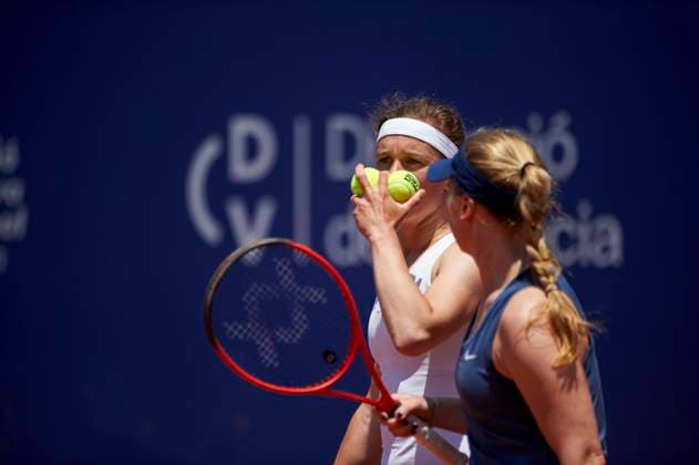 BBVA Open Internacional of Valencia on June 13, 2024 Vivian Heisen (L) and Alena Fomina-Klotz (R) from Germany in action during the doubles match against Yvonne Cavalle-Reimers and Leyre Romero Gormaz from Spain (not pictured) during the BBVA Open Internacional of Valencia at Sporting Tennis Valencia. Yvonne Cavalle-Reimers and Leyre Romero Gormaz from Spain won 6-4, 6-4 Valencia Sporting Tenis Valencia Valencia Spain Copyright: xGrupoxNostresportx