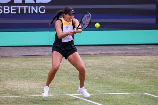 Libema Open Tennis Championship - Day 6 Jessica Pegula of USA in action during the WTA, Tennis Damen tennis game against Aleksandra Krunic of Serbia at the Libema Open Tournament - Rosmalen Grass Court Championships in Den Bosch, the Netherlands on June 13, 2024 Den Bosch Netherlands  Copyright: xNicolasxEconomoux originalFilename:oikonomou-notitle240613_nppWt.jpg