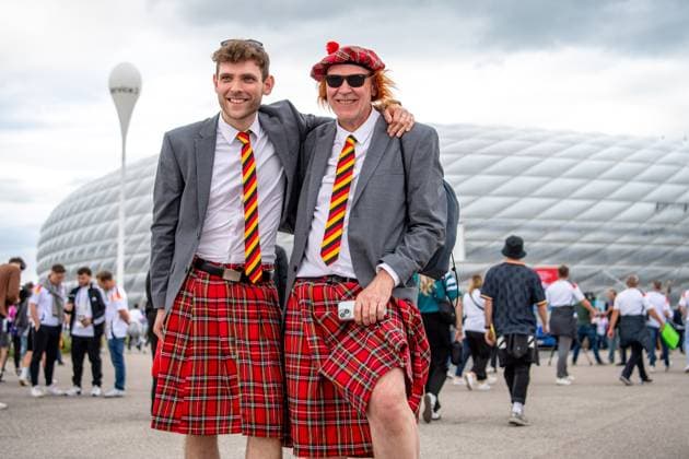 Deutschland Fans vor dem Eröffnungsspiel der Europameisterschaft Deutschland - Schottland am 14.06.2024. München Munich Football Arena Bayern Deutschland