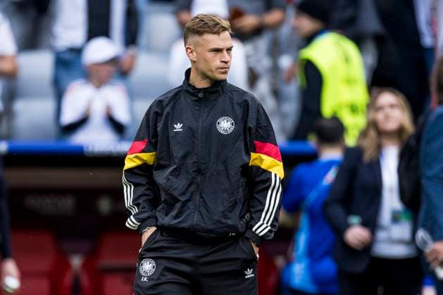 UEFA EURO 2024: Eröffnungsspiel Deutschland - Schottland; 14.06.2024 Joshua Kimmich (Deutschland, 6) bei der Platzbegehung. UEFA EURO 2024: Eröffnungsspiel Deutschland - Schottland; Munich Football Arena, München am 14.06.2024 Copyright: xBEAUTIFULxSPORTS Wunderlx