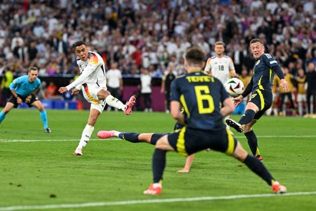 EM 2024: Deutschland - Schottland am 14.06.2024 in der Allianz Arena in München Tor zum 2:0. Torschuetze Torschütze Jamal Musiala (Deutschland) mit dem Treffer zum 2:0.