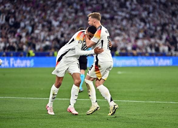 14.06.2024, xscotx, Fussball EM 2024, Deutschland - Schottland, emspor, v.l. Jamal Musiala (Deutsche Fussball Nationalmannschaft DFB) celebrate the goal, Der Torjubel zum 2:0, Maximilian Mittelstädt (Deutsche Fussball Nationalmannschaft DFB) München