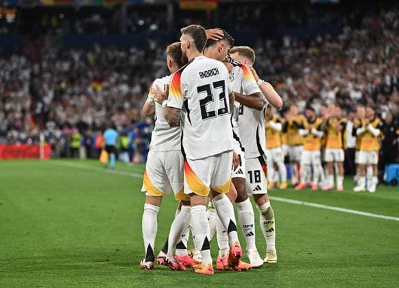14.06.2024, xscotx, Fussball EM 2024, Deutschland - Schottland, emspor, v.l. Joshua Kimmich (Deutsche Fussball Nationalmannschaft DFB), Kai Havertz (Deutsche Fussball Nationalmannschaft DFB) celebrate the goal, Der Torjubel zum 3:0 München