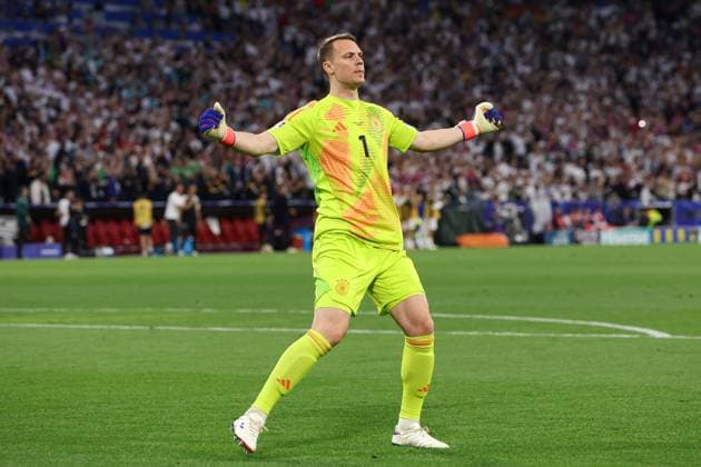 Manuel Neuer of Germany celebrates the second goal Germany v Scotland, UEFA European Championship, EM, Europameisterschaft 2024, Group A, Football, Munich Football Arena, Munich, Germany, 14 Jun 2024 EDITORIAL USE ONLY No use with unauthorised audio, video, data, fixture lists, club league logos or live services. Online in-match use limited to 120 images, no video emulation. No use in betting, games or single club league player publications. Copyright: xPaulxCurrie Shutterstockx 14523776el