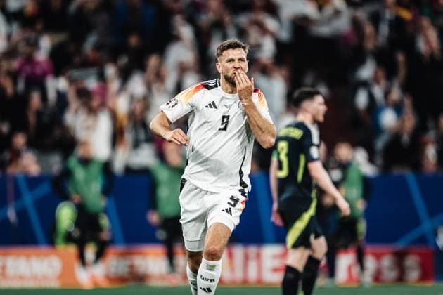 Fußball Herren UEFA-Fußball-Europameisterschaft 2024 MD1 Gruppe A Deutschland vs. Schottland 14.06.2024 Torschütze Niclas Füllkrug ( 9, Deutschland) jubelt München München Fußball Arena Bayern Deutschland
