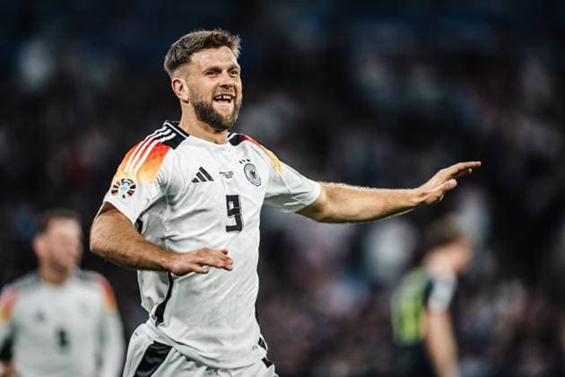 Sport Bilder des Tages Fußball Herren UEFA-Fußball-Europameisterschaft 2024 MD1 Gruppe A Deutschland vs. Schottland 14.06.2024 Torschütze Niclas Füllkrug ( 9, Deutschland) jubelt München München Fußball Arena Bayern Deutschland
