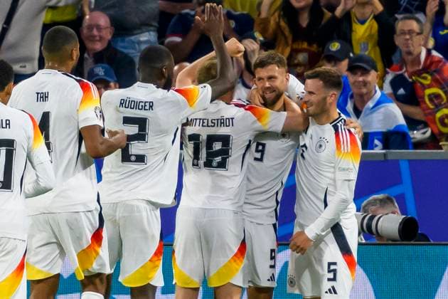 GER, UEFA Euro 2024, Gruppe A, Deutschland (GER) vs Schottland (SCO) 14.06.2024, Allianz Arena, Muenchen, GER, UEFA Euro 2024, Gruppe A, Deutschland (GER) vs Schottland (SCO) , im Bild Jubel nach dem Tor zum 4-0 durch Niclas Füllkrug Fuellkrug (Germany 9) Pascal Groß Gross (Germany 5) Maximilian Mittelstädt Mittelstaedt (Germany 18) Antonio Rüdiger Ruediger (Germany 2)