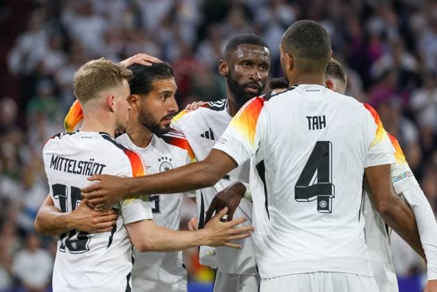 Torjubel nach dem Tor zum 5:0 durch Emre Can (Deutschland, 25) , Fussball, UEFA , Europa Meisterschaft, (Gruppe A) 2024, Deutschland vs. Schottland, 14.06.2024, Munich Football Arena, Muenchen, Deutschland Muenchen Munich Football Arena Bayern Deutschland Copyright: xGrantxHubbsx