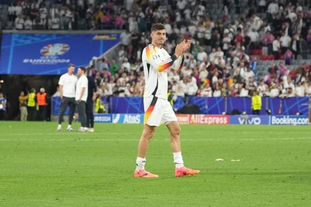 Kai Havertz (Deutschland Germany, 07) bedankt sich bei den Fans - München 14.06.2024: Deutschland vs. Schottland, EURO2024 Eröffnungsspiel, Gruppe A, EM-Arena München