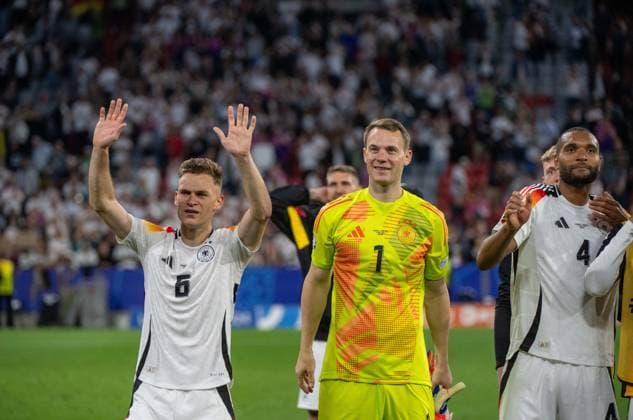 Fussball, Herren, Saison 2023 24, Euro 2024 Gruppe A (1. Spieltag) in München, Deutschland - Schottland, v. l. Joshua Kimmich (Deutschland), Torhüter Manuel Neuer (Deutschland), Jonathan Tah (Deutschland), Jubel nach Abpfiff, 14.06. 2024, Copyright: xMatthiasxKochx